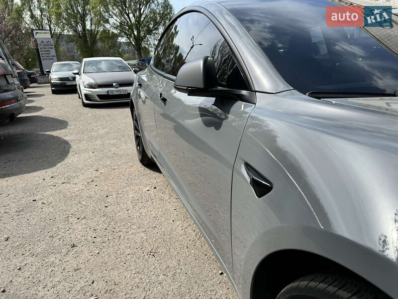 Седан Tesla Model 3 2021 в Днепре