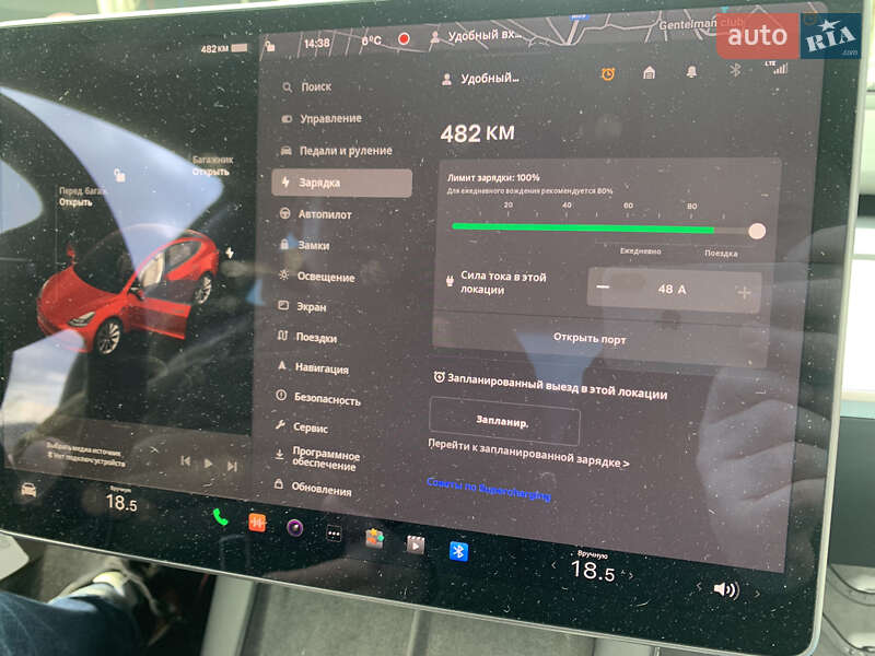 Седан Tesla Model 3 2021 в Львове
