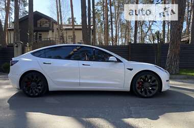 Седан Tesla Model 3 2022 в Києві