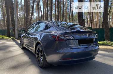 Седан Tesla Model 3 2021 в Києві