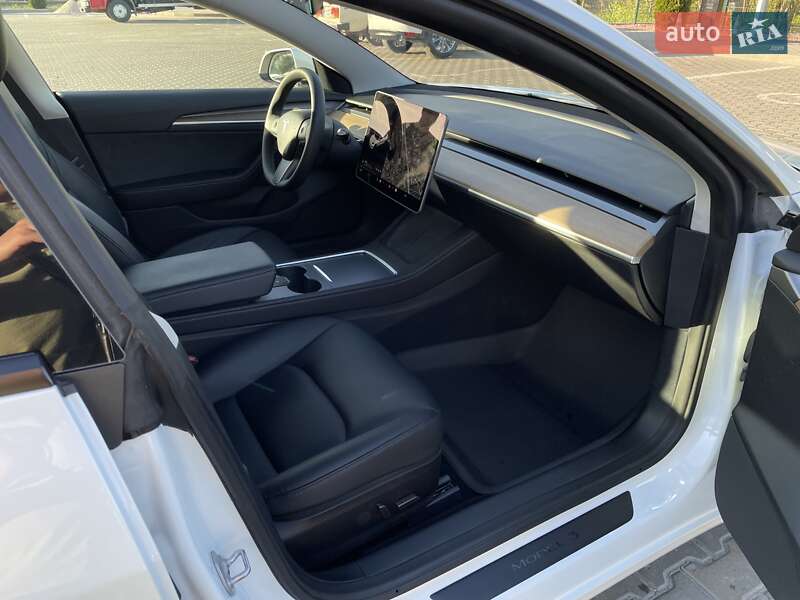 Седан Tesla Model 3 2021 в Кременчуге