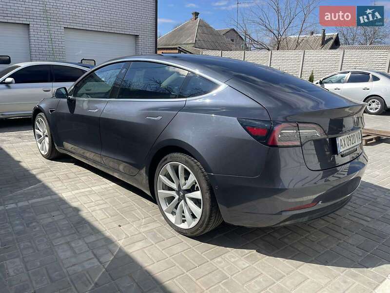 Седан Tesla Model 3 2019 в Харькове