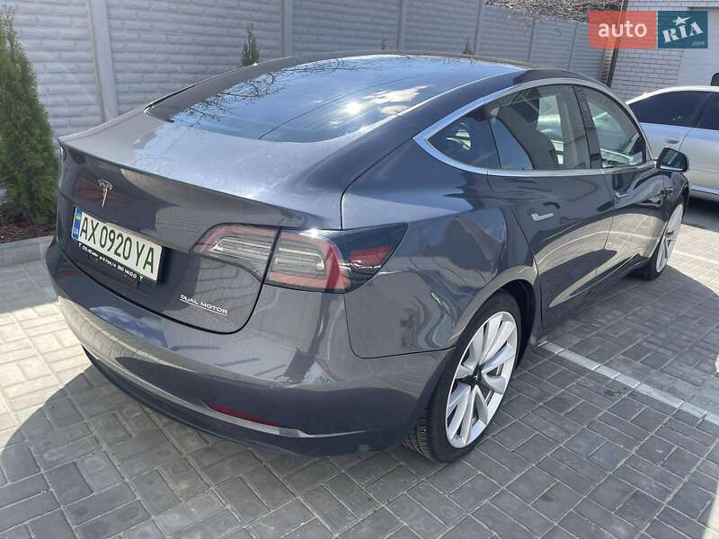 Седан Tesla Model 3 2019 в Харькове