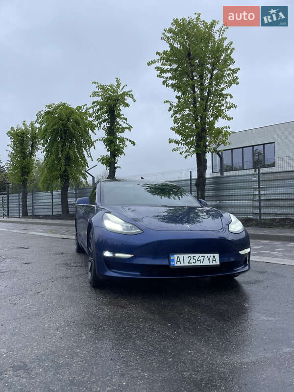 Седан Tesla Model 3 2020 в Білій Церкві