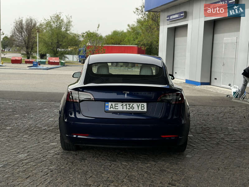 Седан Tesla Model 3 2018 в Днепре