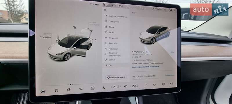 Седан Tesla Model 3 2020 в Чернівцях