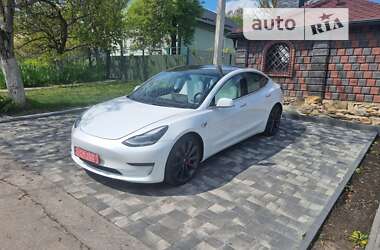 Седан Tesla Model 3 2020 в Рівному