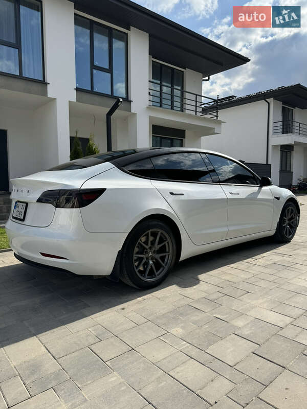 Седан Tesla Model 3 2022 в Ровно фото 8 Седан Tesla Model 3 2022 в Ровно