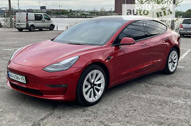Седан Tesla Model 3 2022 в Києві