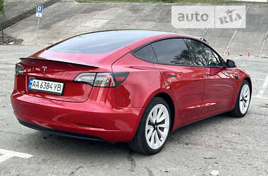 Седан Tesla Model 3 2022 в Києві