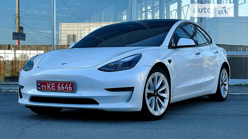 Седан Tesla Model 3 2021 в Запорожье