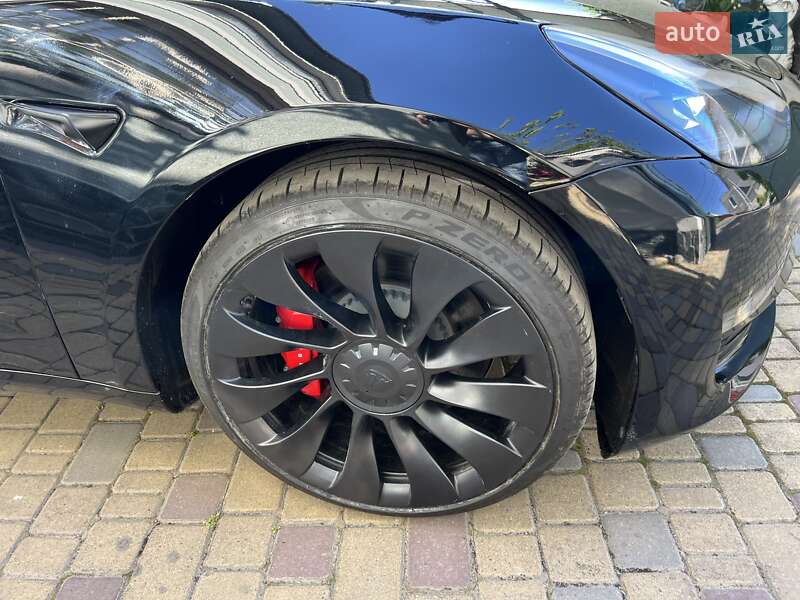 Седан Tesla Model 3 2023 в Одессе