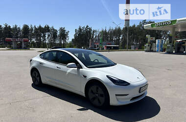 Седан Tesla Model 3 2022 в Харкові