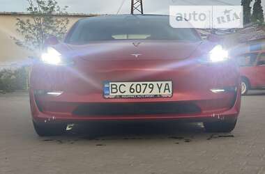 Седан Tesla Model 3 2020 в Львові