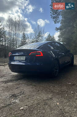 Седан Tesla Model 3 2020 в Киеве