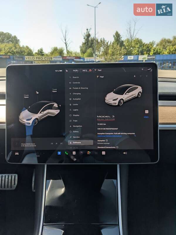 Седан Tesla Model 3 2019 в Киеве