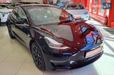 Седан Tesla Model 3 2020 в Одессе