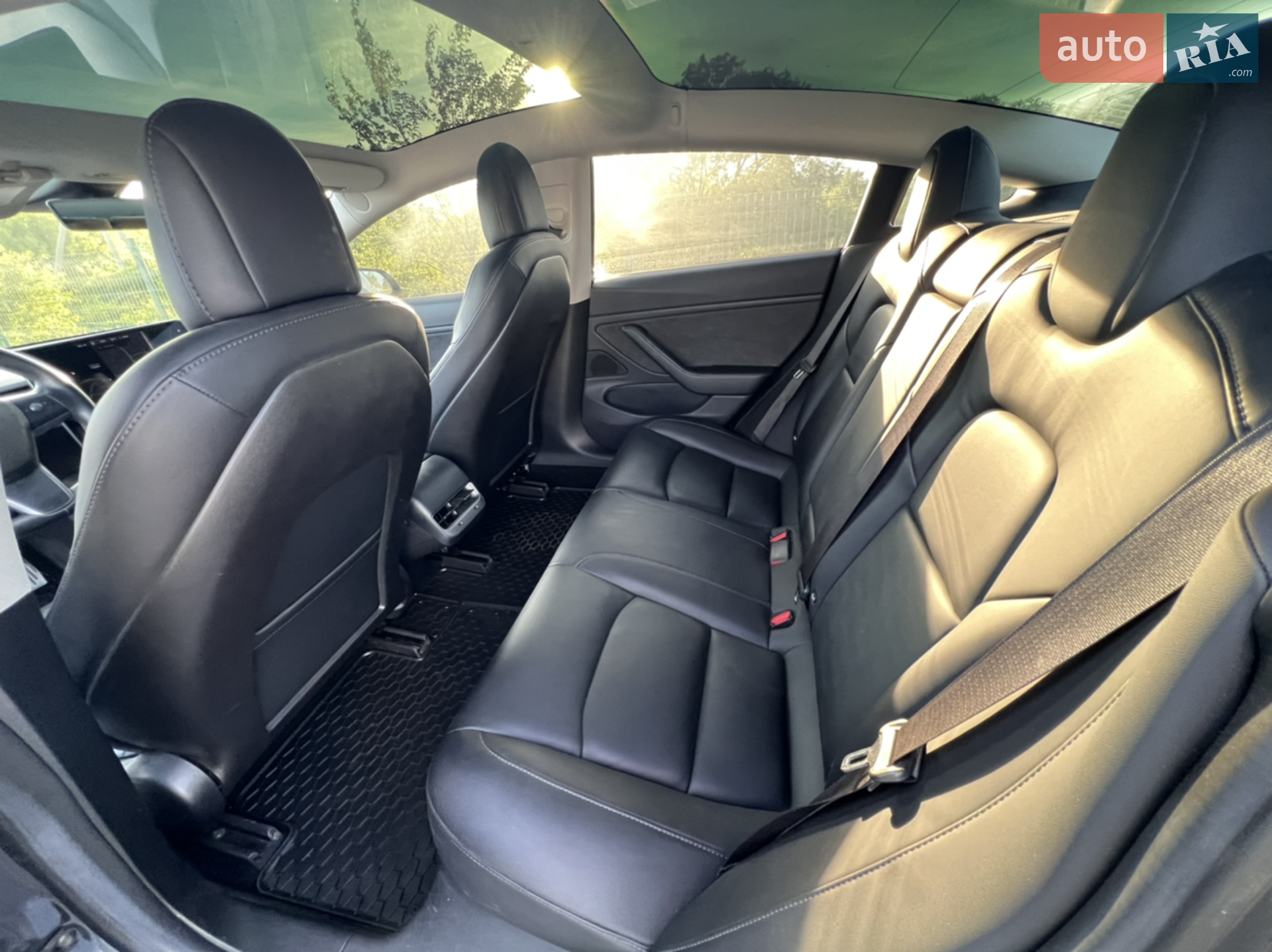 2018 Tesla Model 3 - мініатюра 26