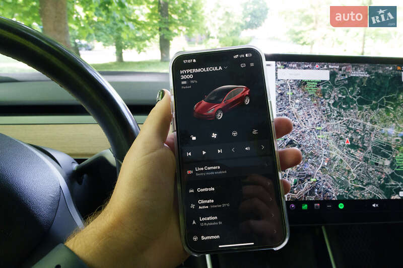 Седан Tesla Model 3 2018 в Львове