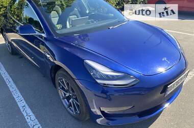 Седан Tesla Model 3 2019 в Києві