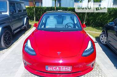 Седан Tesla Model 3 2018 в Львові