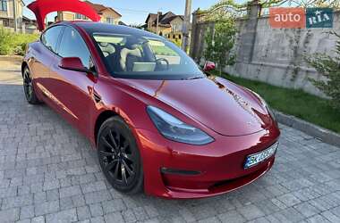 Седан Tesla Model 3 2022 в Ровно