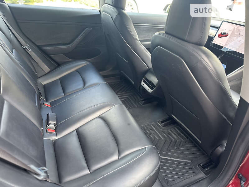 Седан Tesla Model 3 2018 в Черновцах фото 35 Седан Tesla Model 3 2018 в Черновцах