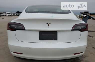 Седан Tesla Model 3 2021 в Днепре