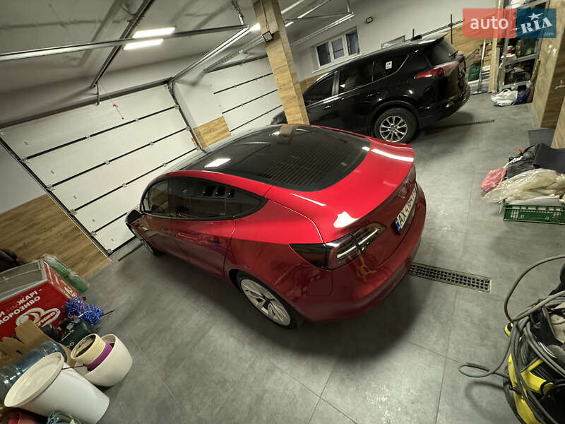 Седан Tesla Model 3 2021 в Харкові