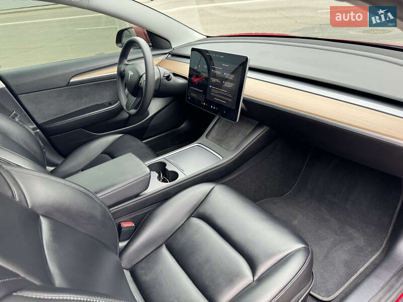 Седан Tesla Model 3 2021 в Харкові