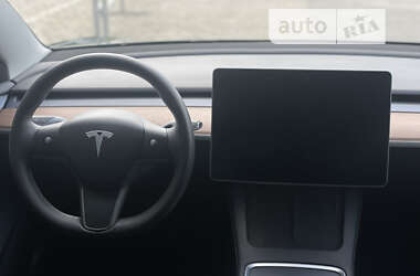 Седан Tesla Model 3 2022 в Луцьку