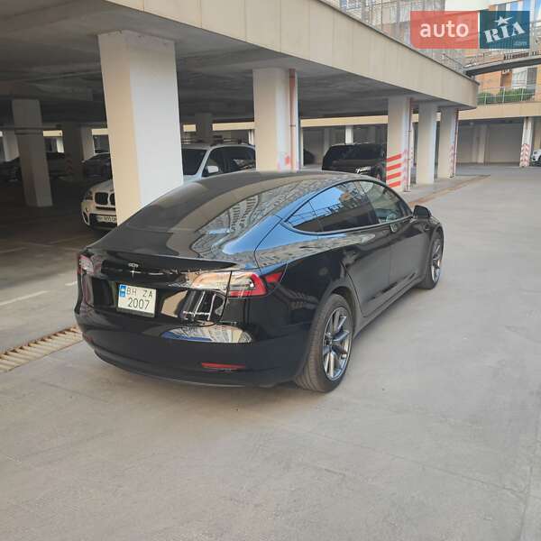 Седан Tesla Model 3 2022 в Одессе