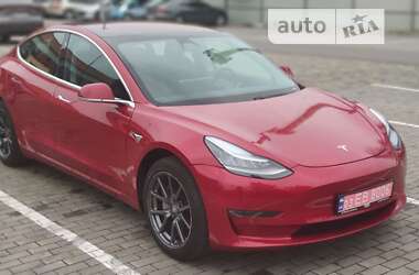 Седан Tesla Model 3 2018 в Луцке