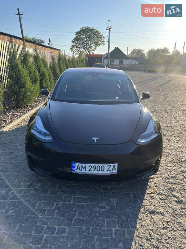 Седан Tesla Model 3 2018 в Коростышеве