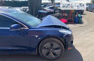 Седан Tesla Model 3 2018 в Львові