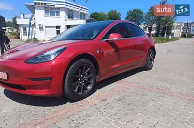 Седан Tesla Model 3 2019 в Ивано-Франковске