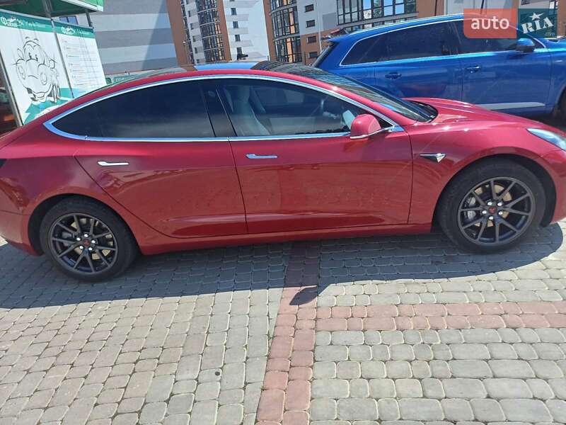 Седан Tesla Model 3 2019 в Ивано-Франковске фото 10 Седан Tesla Model 3 2019 в Ивано-Франковске