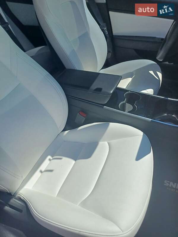 Седан Tesla Model 3 2019 в Ивано-Франковске фото 20 Седан Tesla Model 3 2019 в Ивано-Франковске