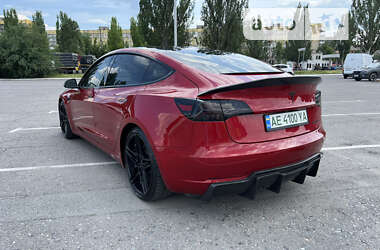 Седан Tesla Model 3 2019 в Киеве