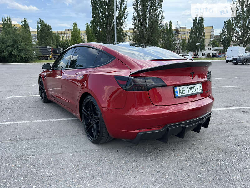 Седан Tesla Model 3 2019 в Києві