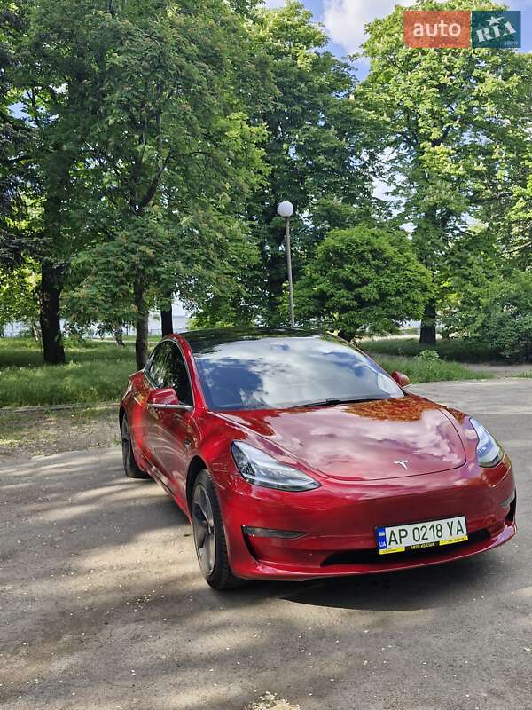 Седан Tesla Model 3 2019 в Запоріжжі