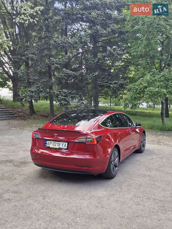 Седан Tesla Model 3 2019 в Запоріжжі