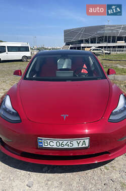 Седан Tesla Model 3 2019 в 