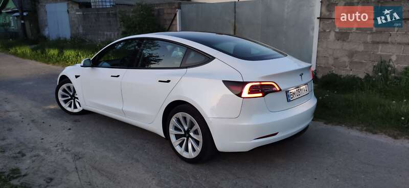 Седан Tesla Model 3 2022 в Києві