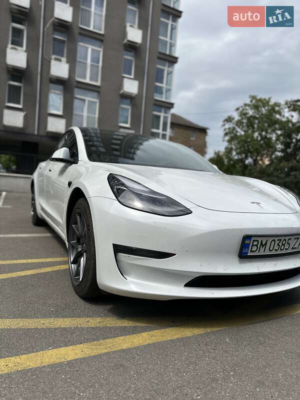 Седан Tesla Model 3 2022 в Києві