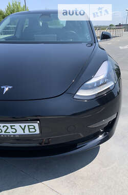 Седан Tesla Model 3 2019 в Києві