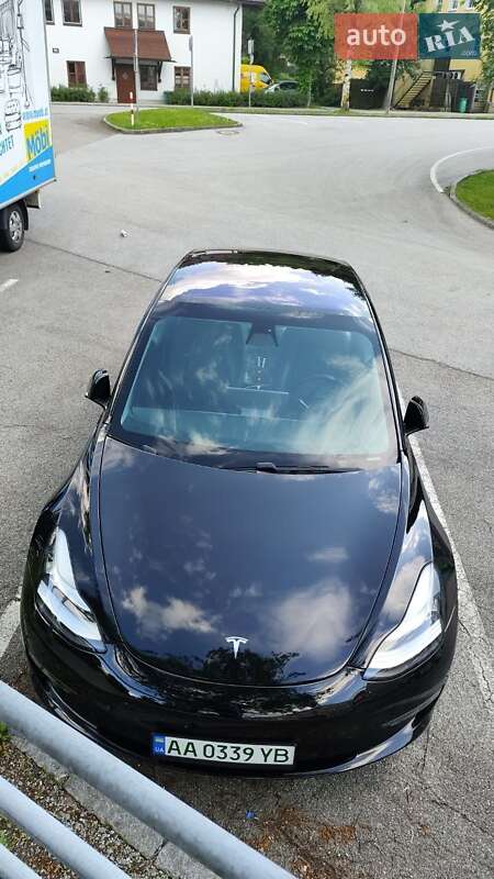 Седан Tesla Model 3 2018 в Днепре