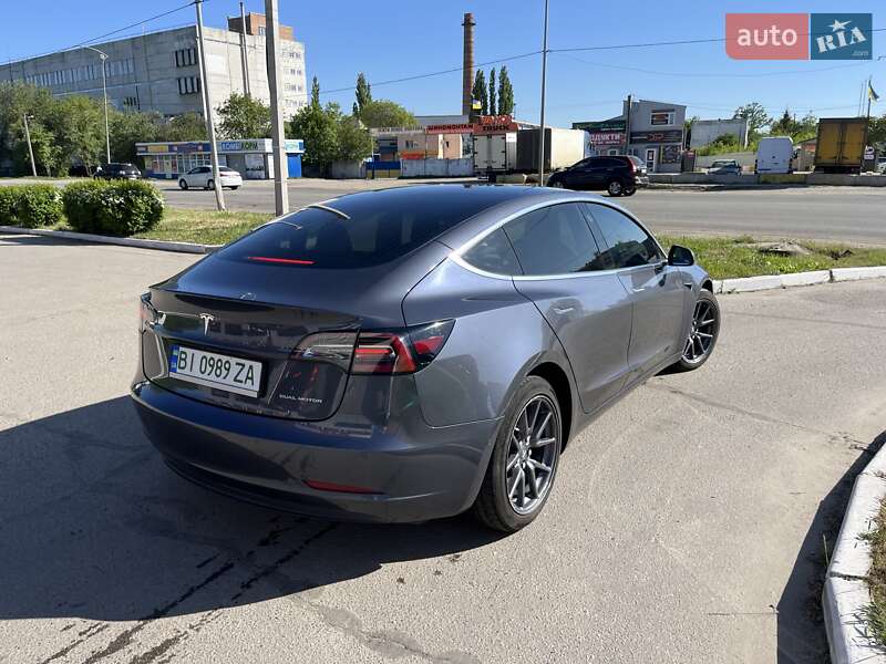 Седан Tesla Model 3 2020 в Полтаве