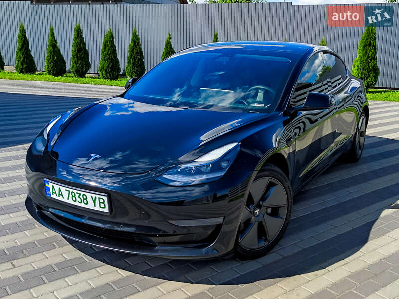 Седан Tesla Model 3 2021 в Киеве фото 3 Седан Tesla Model 3 2021 в Киеве