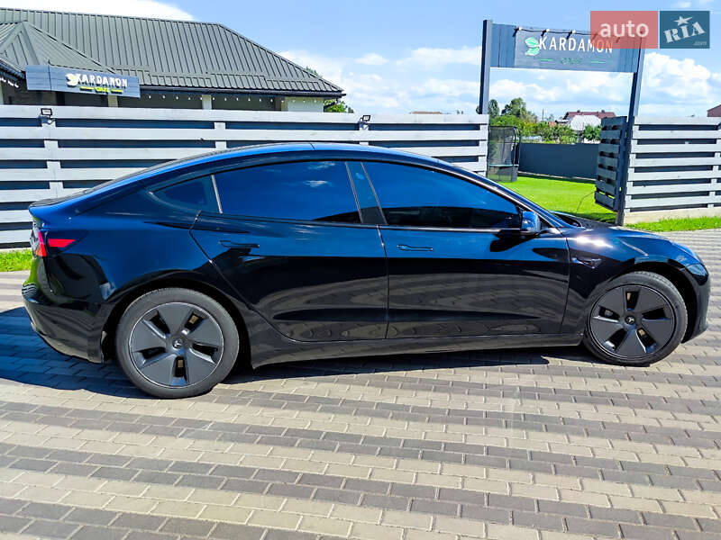 Седан Tesla Model 3 2021 в Киеве фото 8 Седан Tesla Model 3 2021 в Киеве